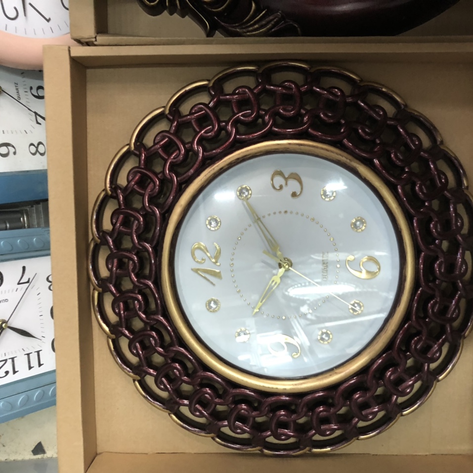 2304 graduated wall clock
