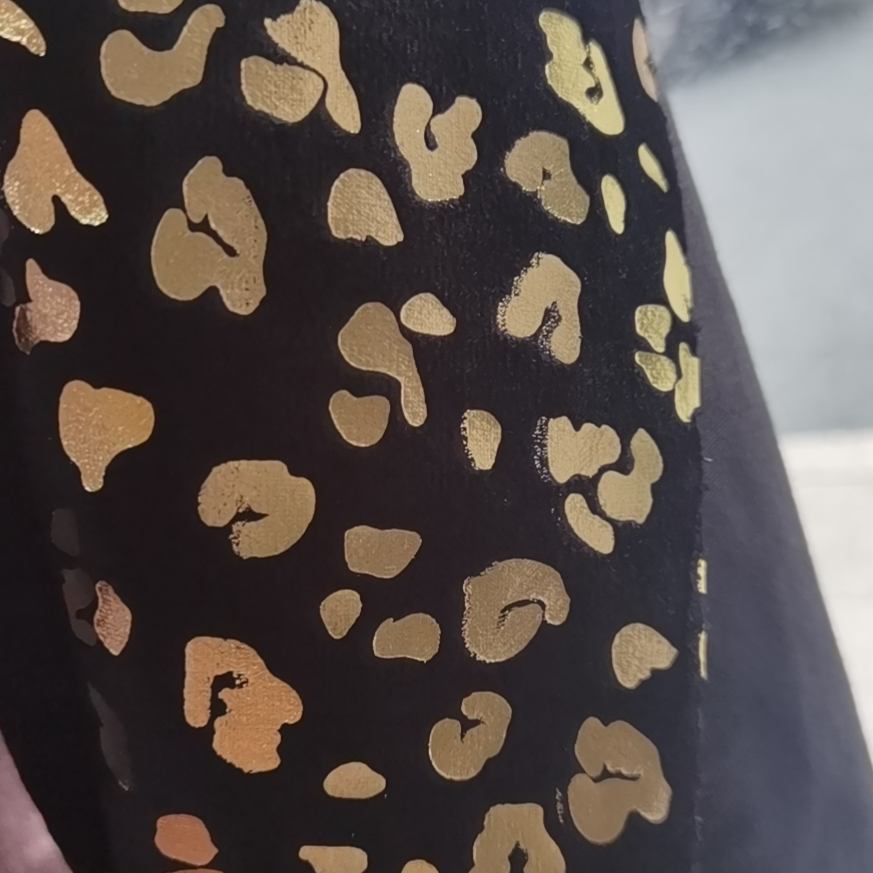 Leopard black
