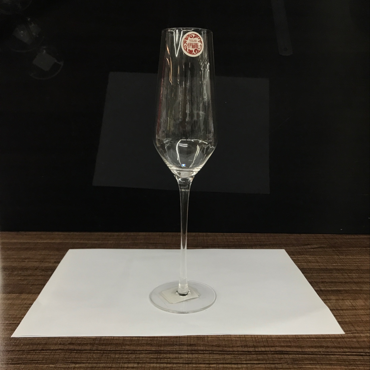 Factory direct sales of high-end brand crystal cups, high-end champagne cups, high-end gift boxes, juice cups 3513 Application Scenario