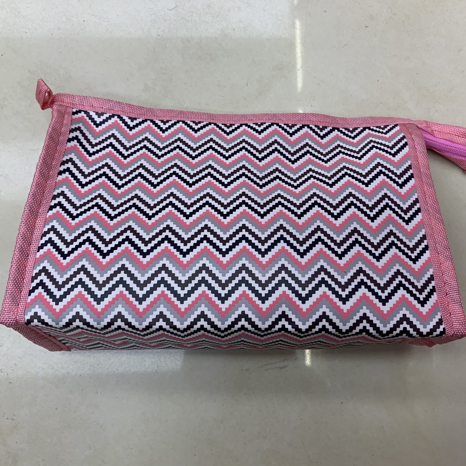 030-5波浪纹化妆包