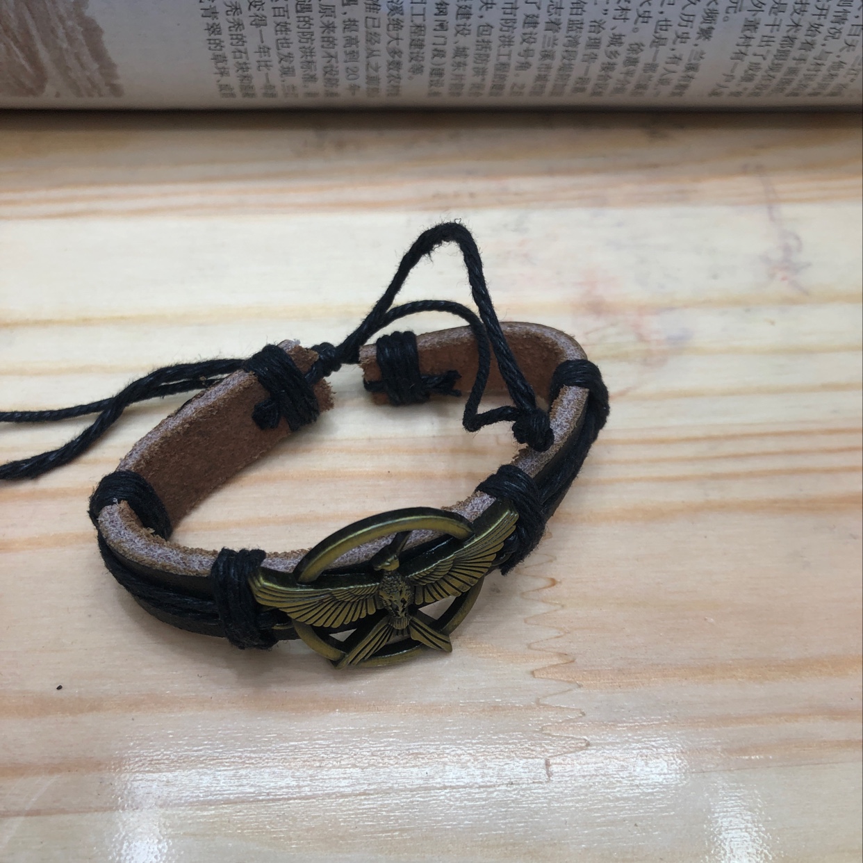 Alloy Big Bird Bracelet full figure
