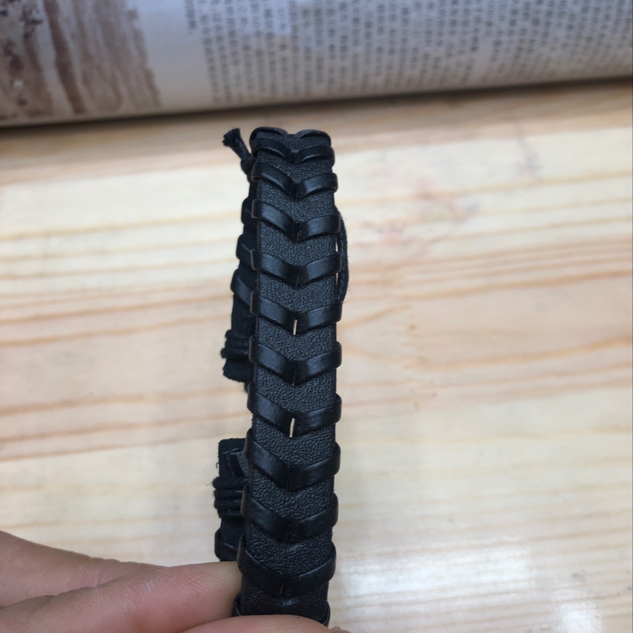 Cowhide Bracelet Piercing details Picture