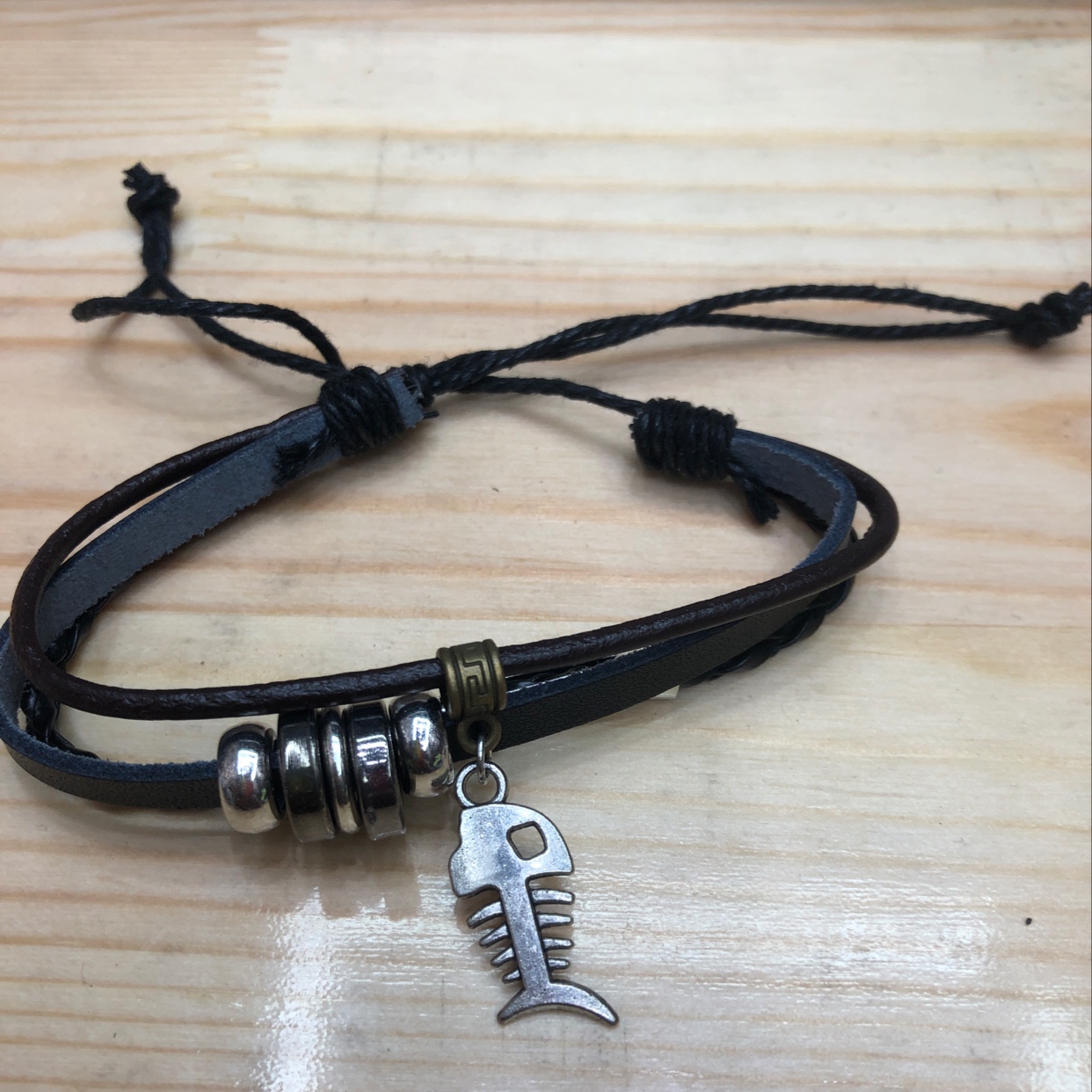 A Pendant Bracelet details Picture