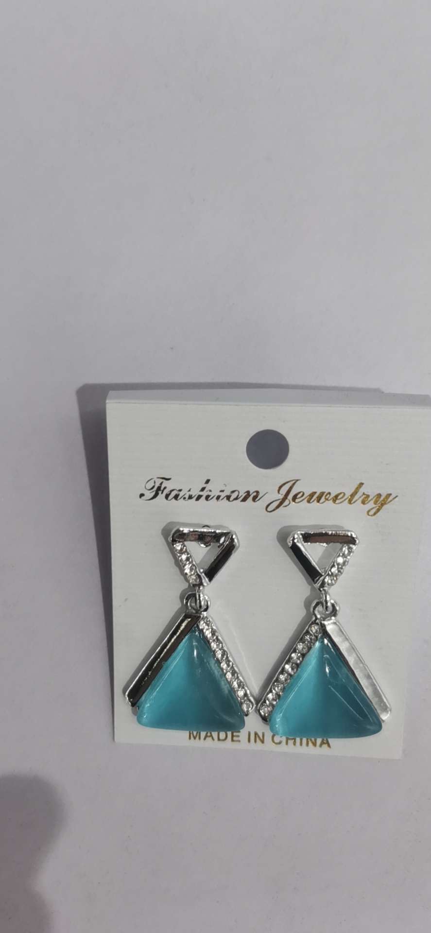 网络流行新型爆款耳环白底实物图