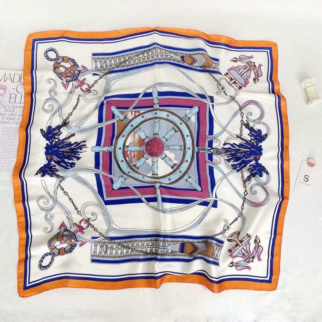 印花中方巾几何图形