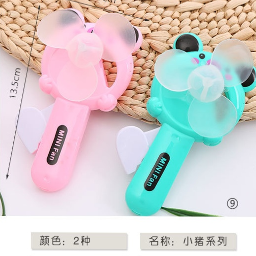 可爱小猪卡通手摇风扇手压手动迷你风扇便携随身手持风扇地推玩具批发