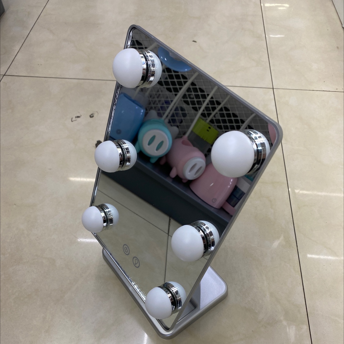 球泡水银化妆间 6灯图