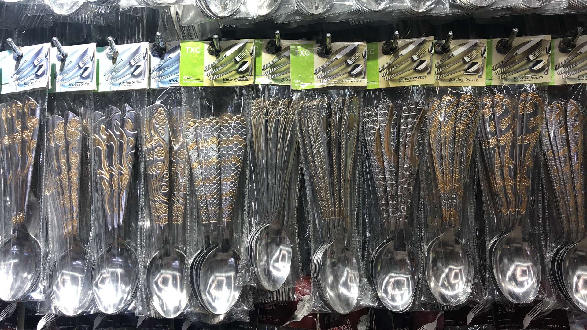 ماكينة مطلية بالذهب من الفولاذ غير القابل للصدأ مبشكة 6PCS details Picture