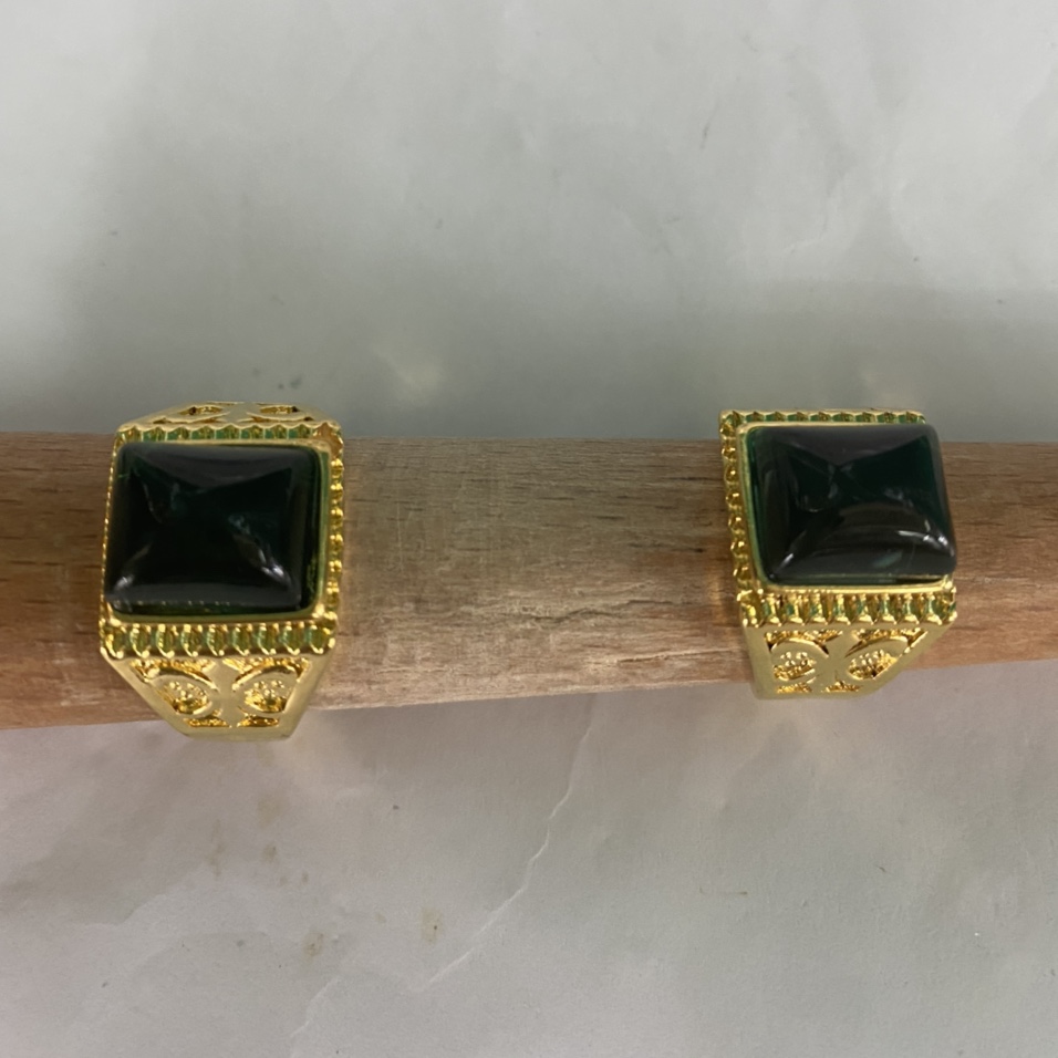 24K gold square sapphire ring for men