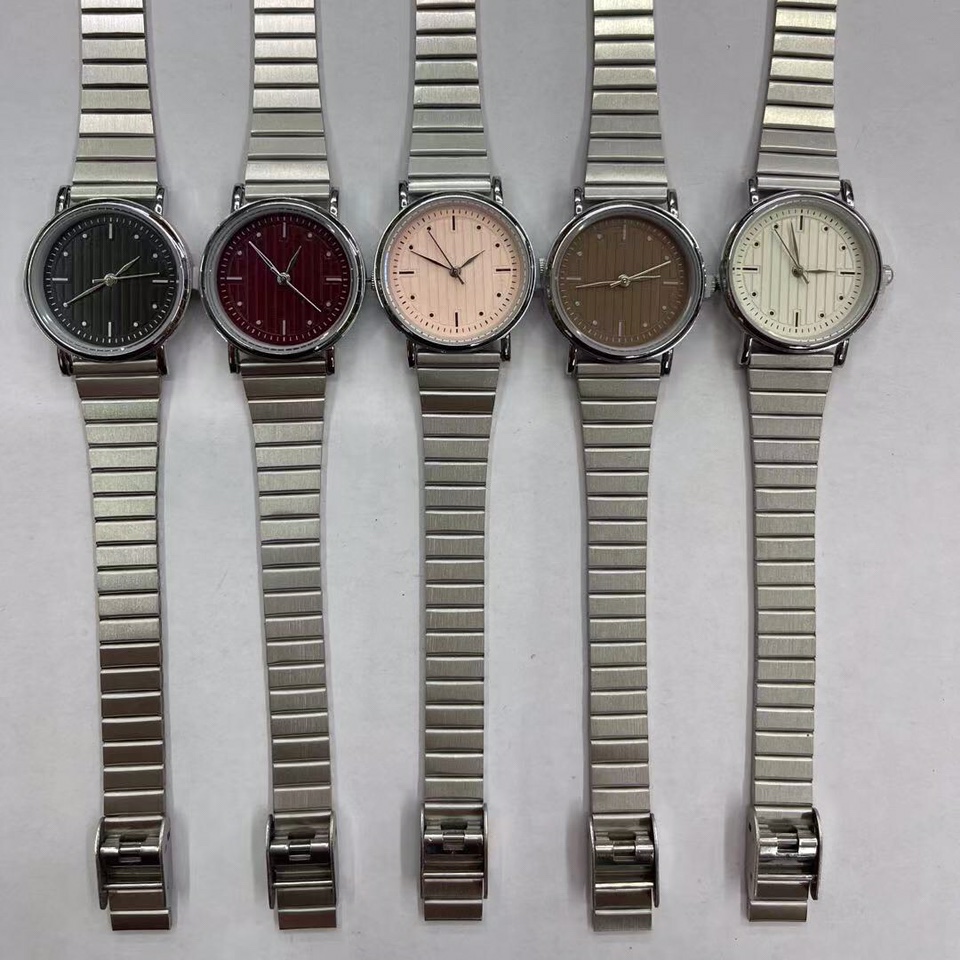 女士新款钢带手表，爆款