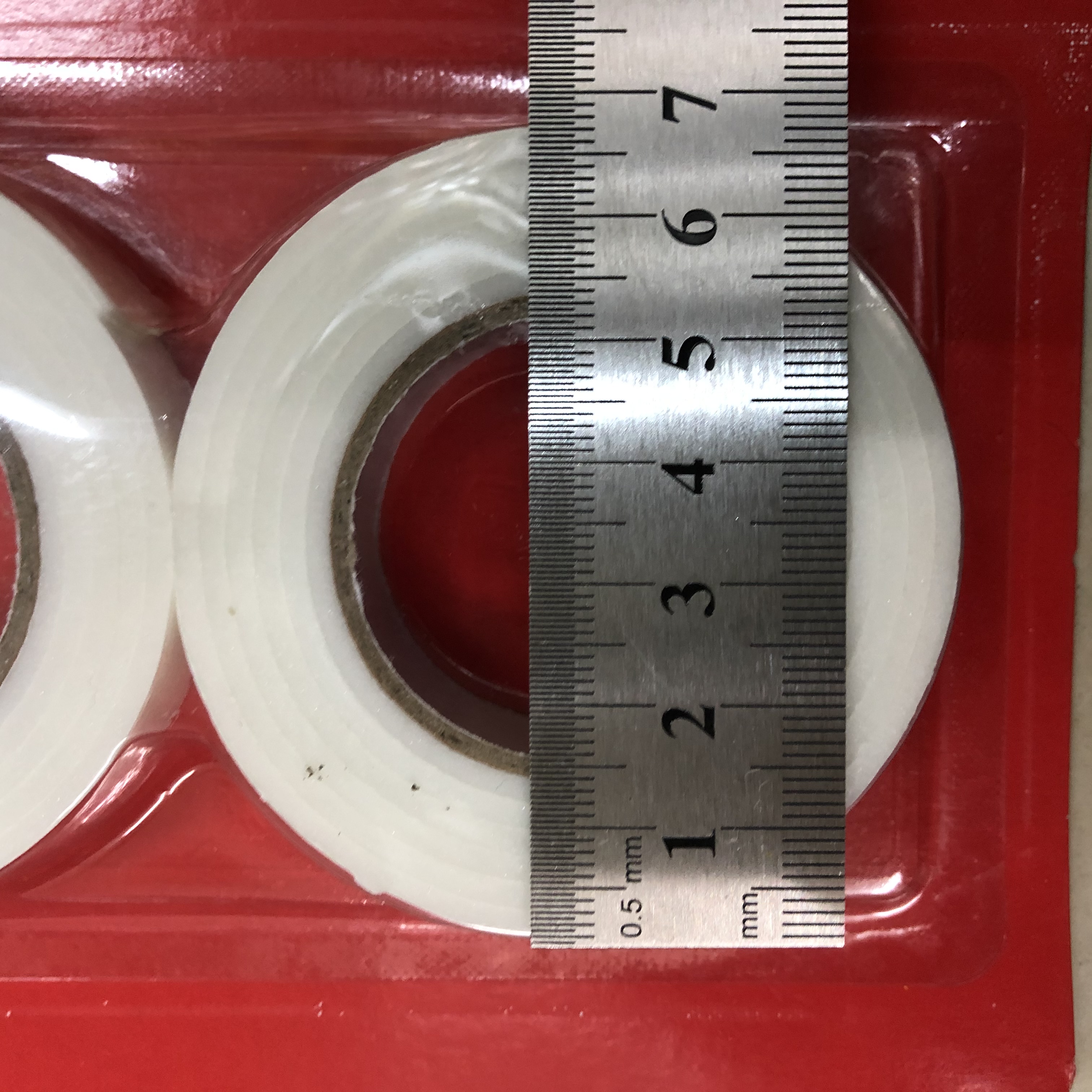 P06813 Pe Foam Suction Card 3Pc 1.8Cm X 1.3M Specification drawing