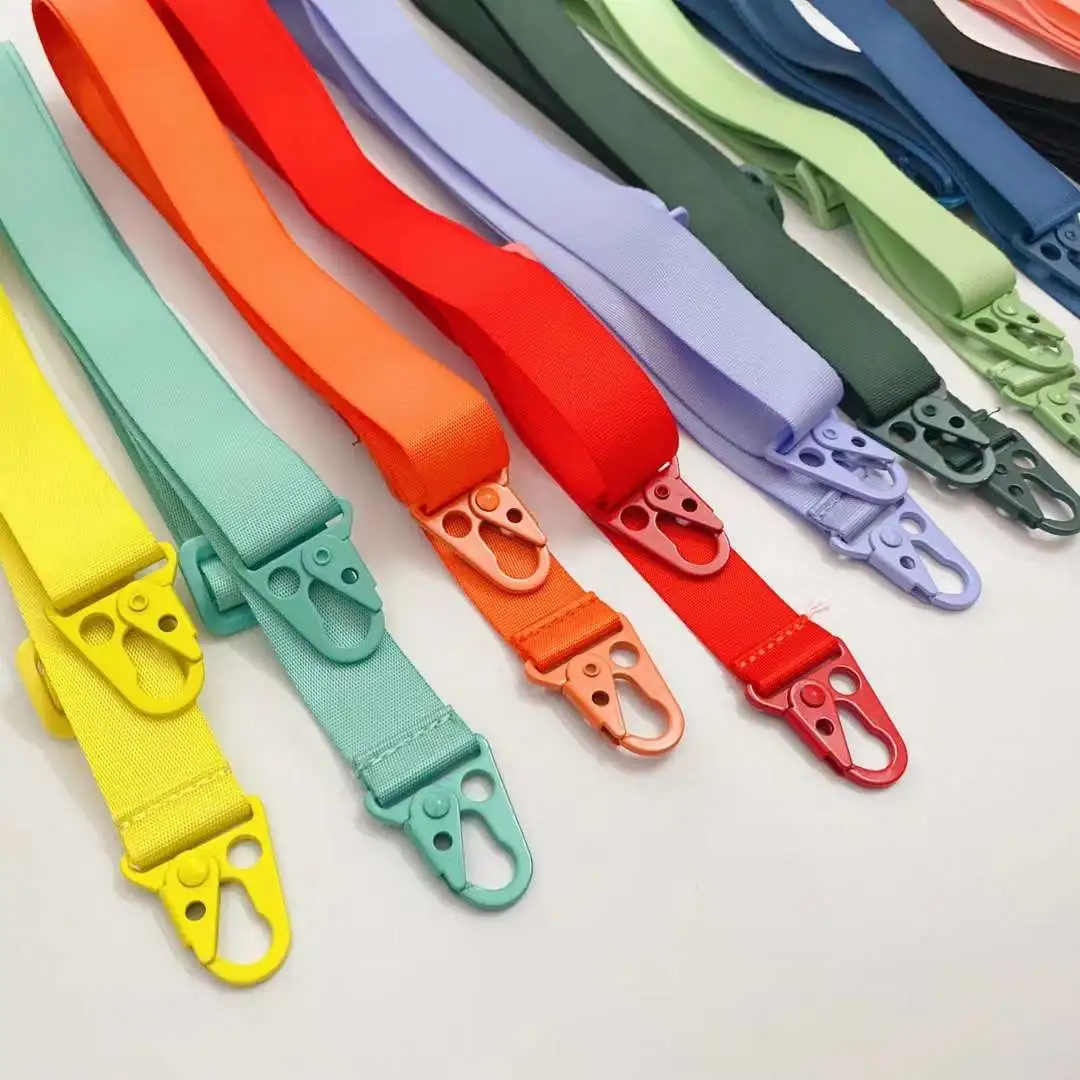 All-purpose mobile phone lanyard with eagle-beak buckle lanyard detail image 5