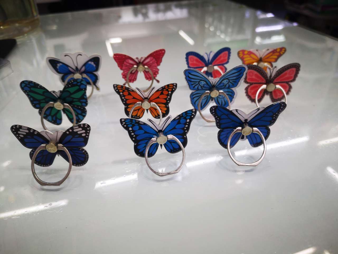 手机支架实物图