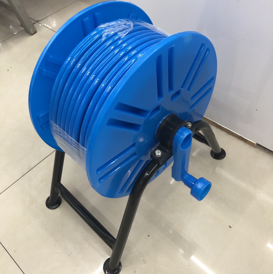 Spray gun water pipe rack garden tools water gun storage