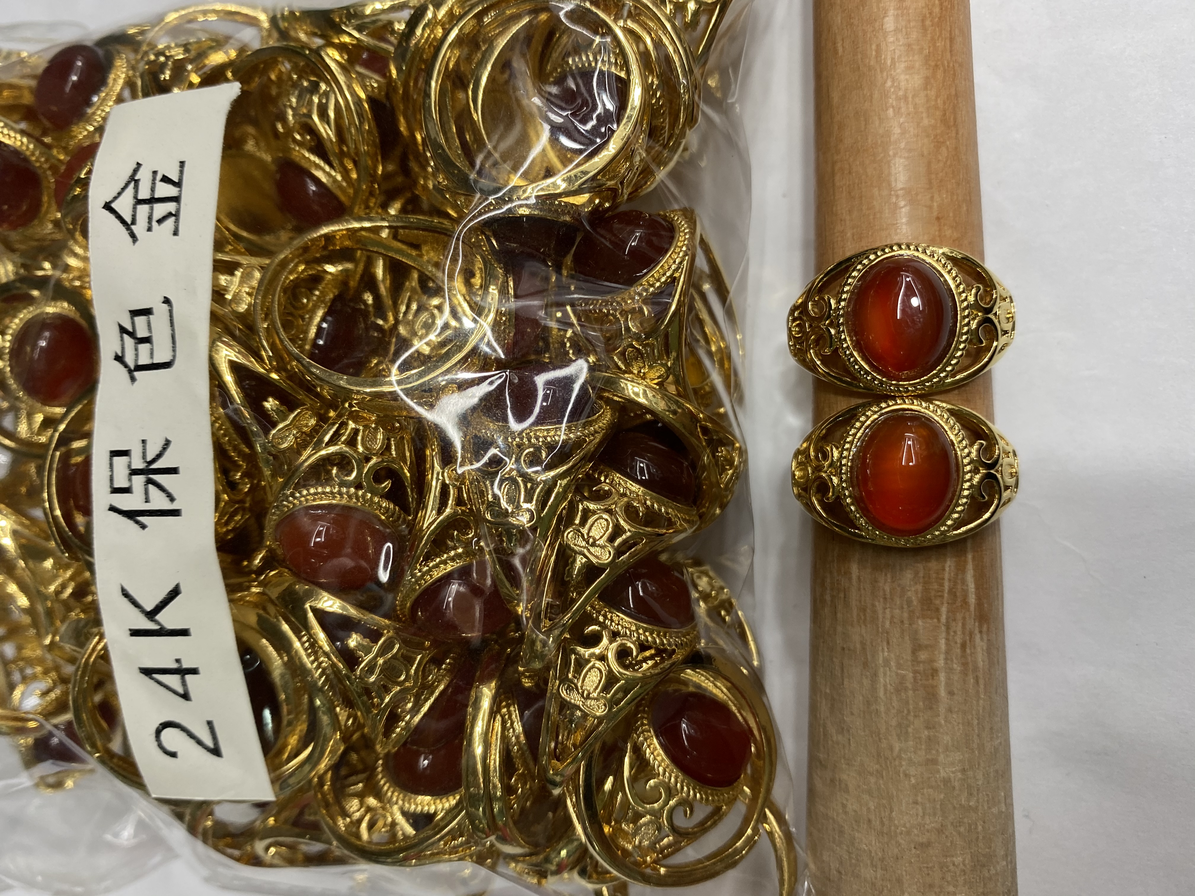 Electric 24k gold agate ring for women in red details Picture