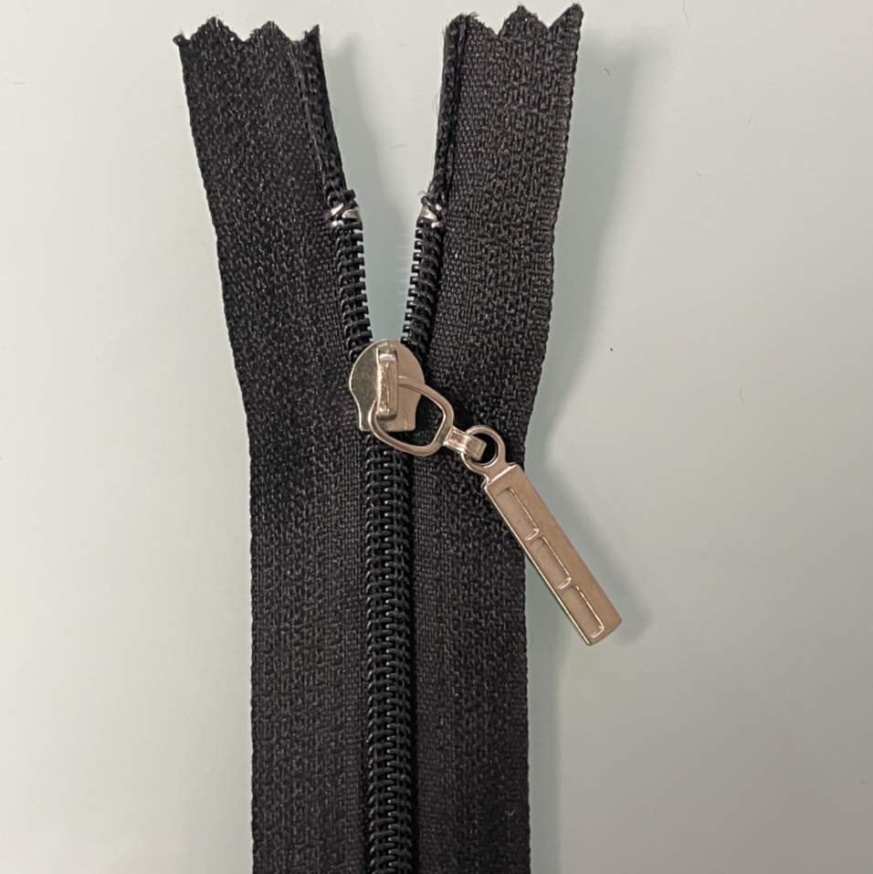 No. 3 nylon closed decorative head