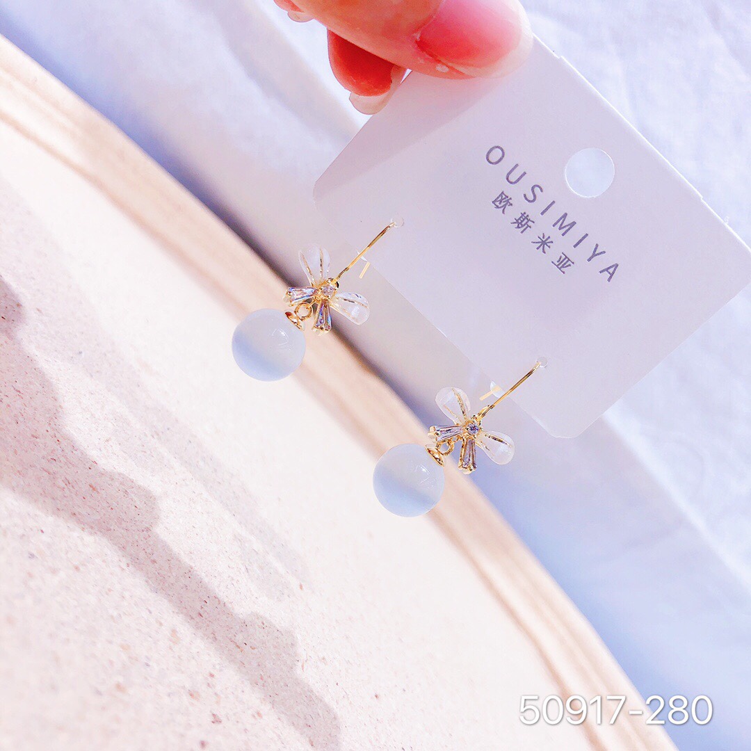 简单蝴蝶结小清新猫眼小众设计感防过敏挂钩