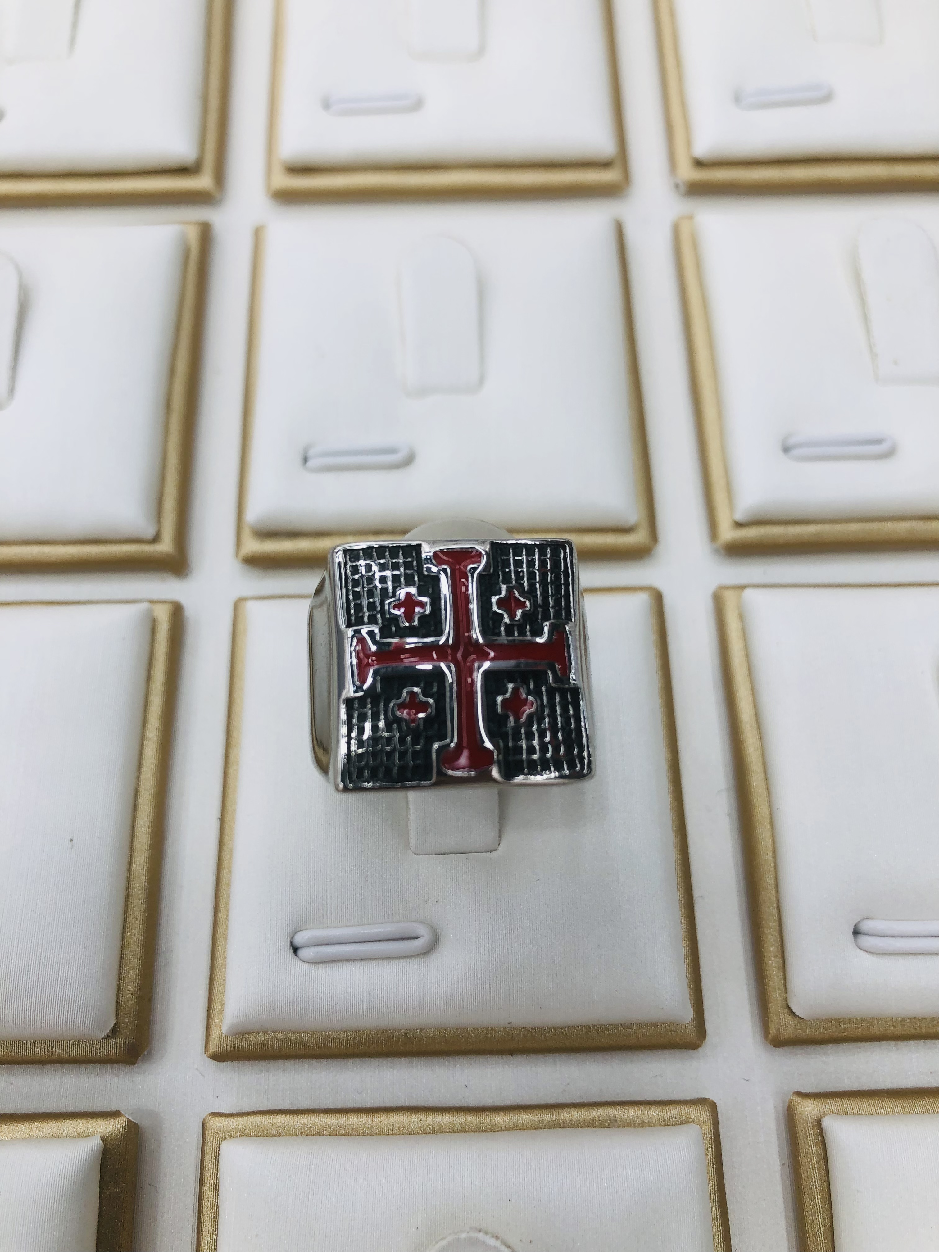 Stainless steel men's ring with oil drip cross Specification image