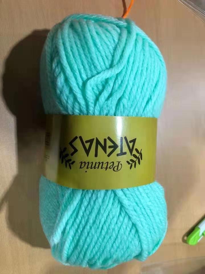 Factory direct sales of acrylic yarn. Complete colors available, custom dyeing available, and size customized according to customer requirements Item Picture