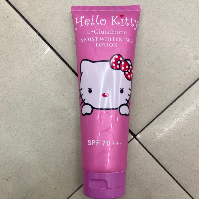 Hello Kitty防晒霜详情图1