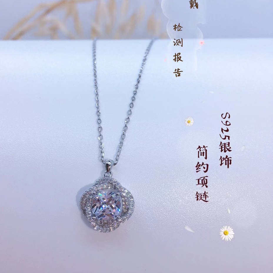 Necklace *26
