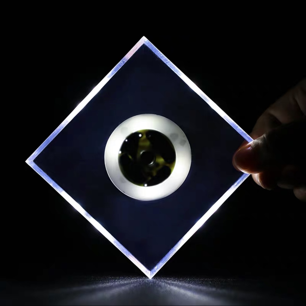 Ultra-thin light-up coasters Bar led cocktail Coasters Light-up acrylic coasters Car light-up coasters square white light