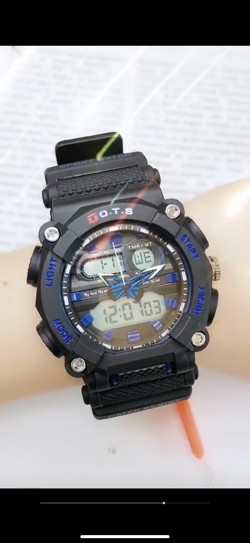 O.T.S-8096   多铆钉和防滑菠萝纹理组合的强悍造型与野性魅力多种颜色搭配，立体多层表面与动感机芯结合处处展现青详情图2