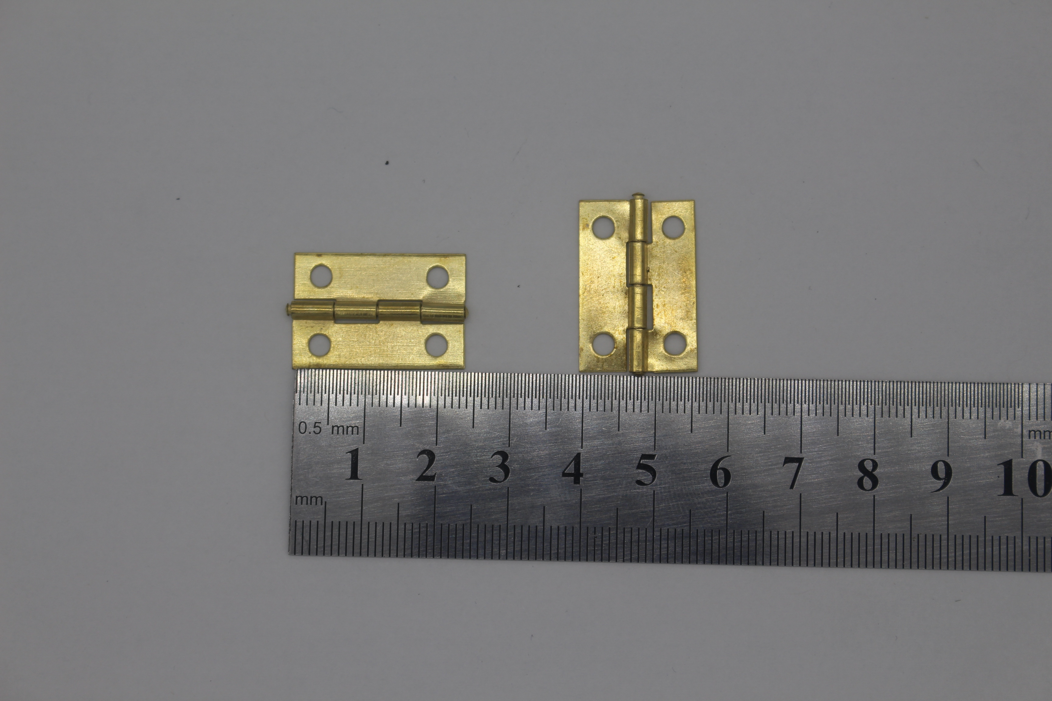 Supply 1-inch hinges (yellow) details Picture