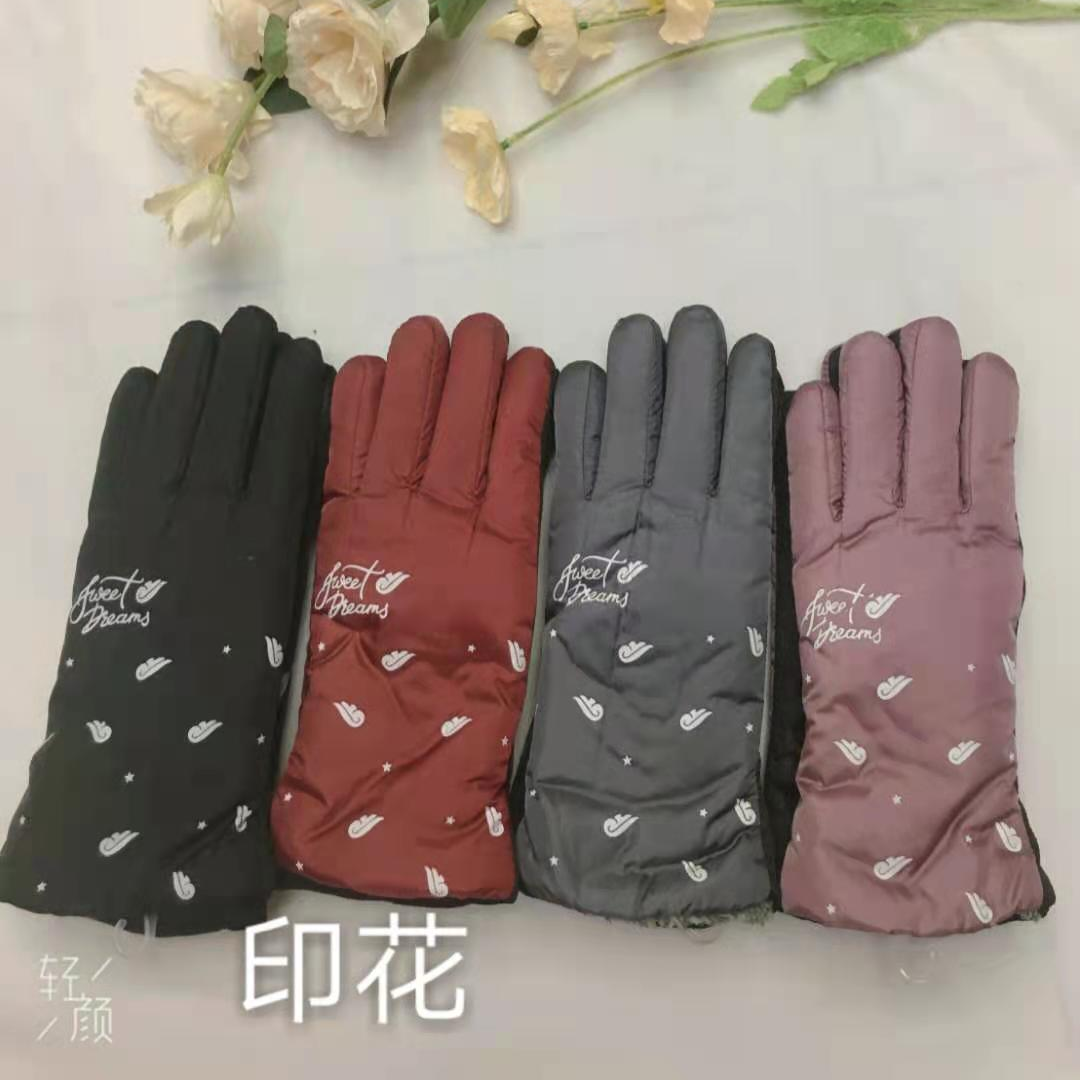 Women's printed deerskin velvet gloves full figure