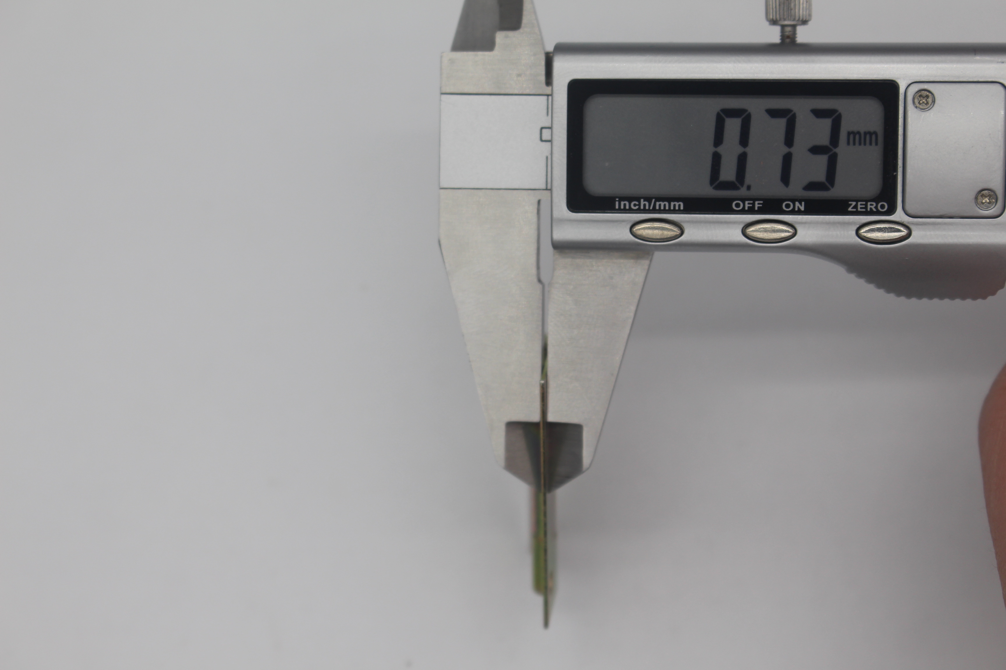 38mm hinges (color)400 pieces per pack, available in stock Item Picture