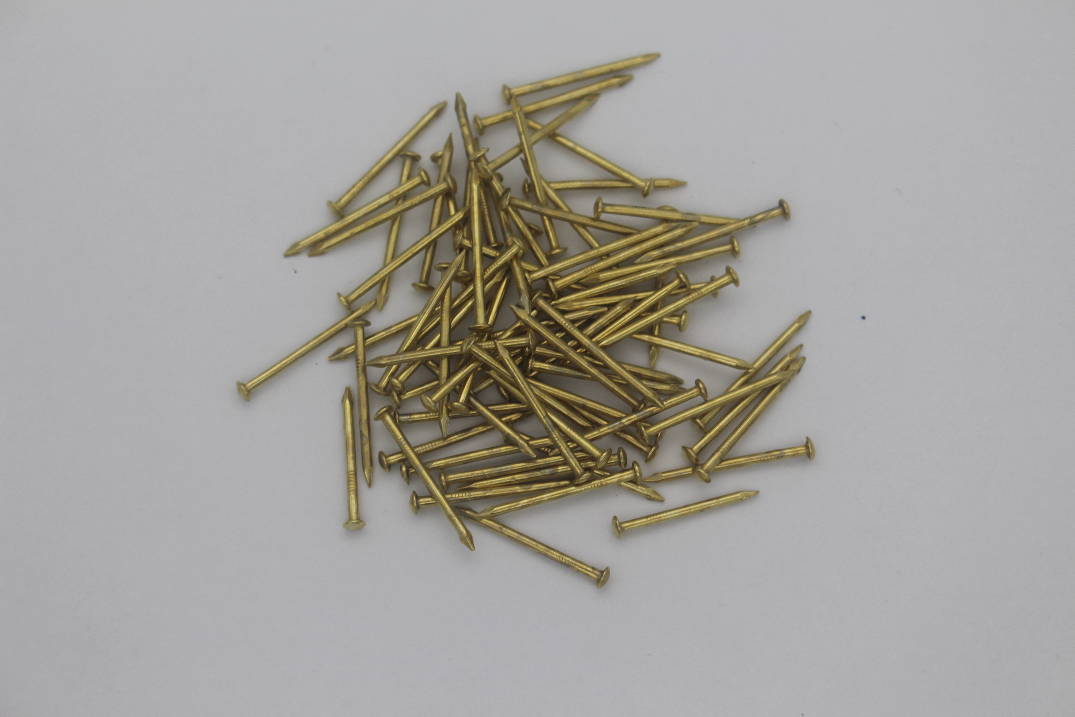 1.6*25mm round head nails (yellow), 3 jin per box, minimum purchase 1 box, available in stock details Picture