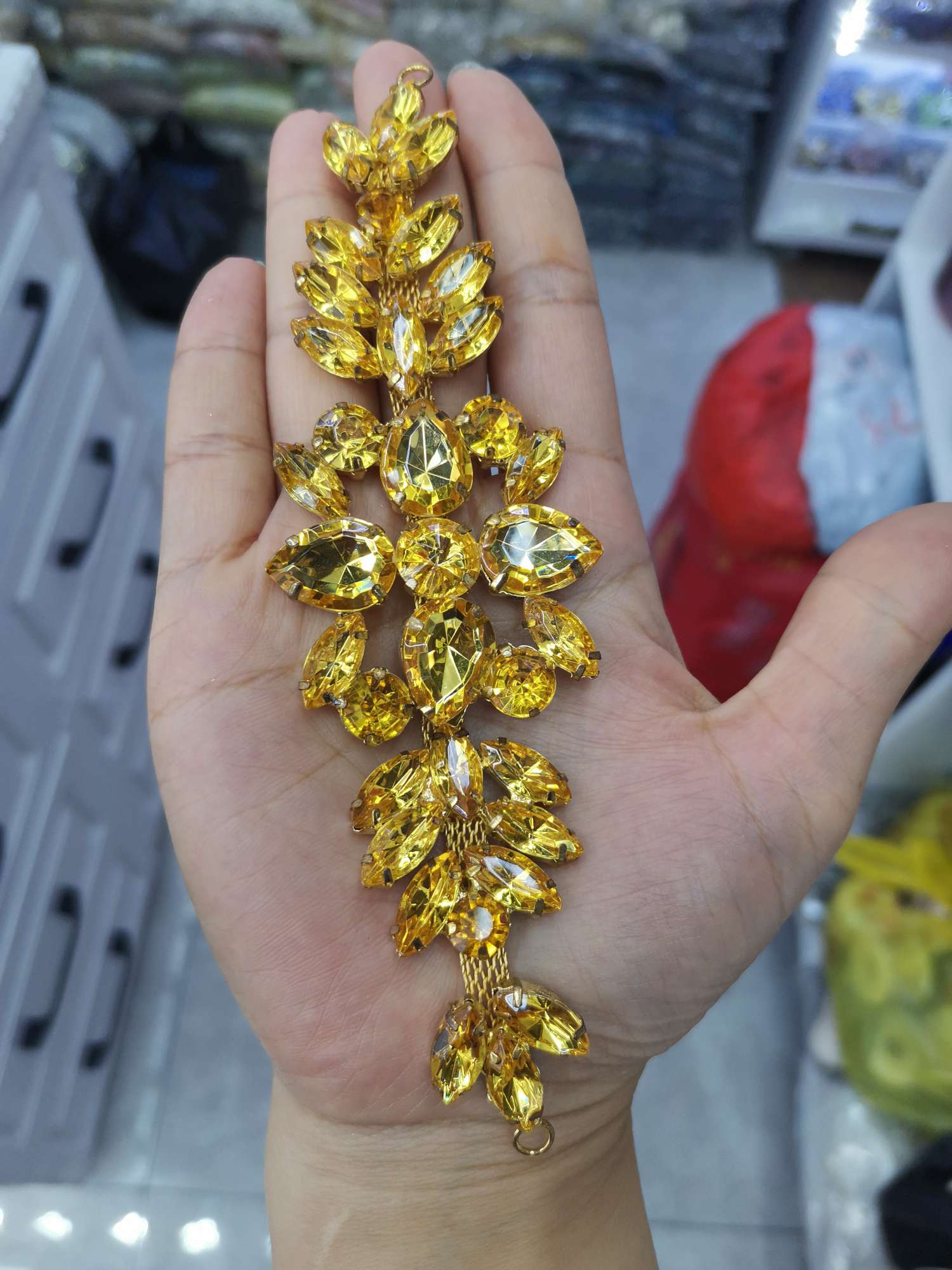 精美胸针扣服装展示道具配饰时尚胸花扣男女通用高级感装饰配件 其它服装展示道具产品图