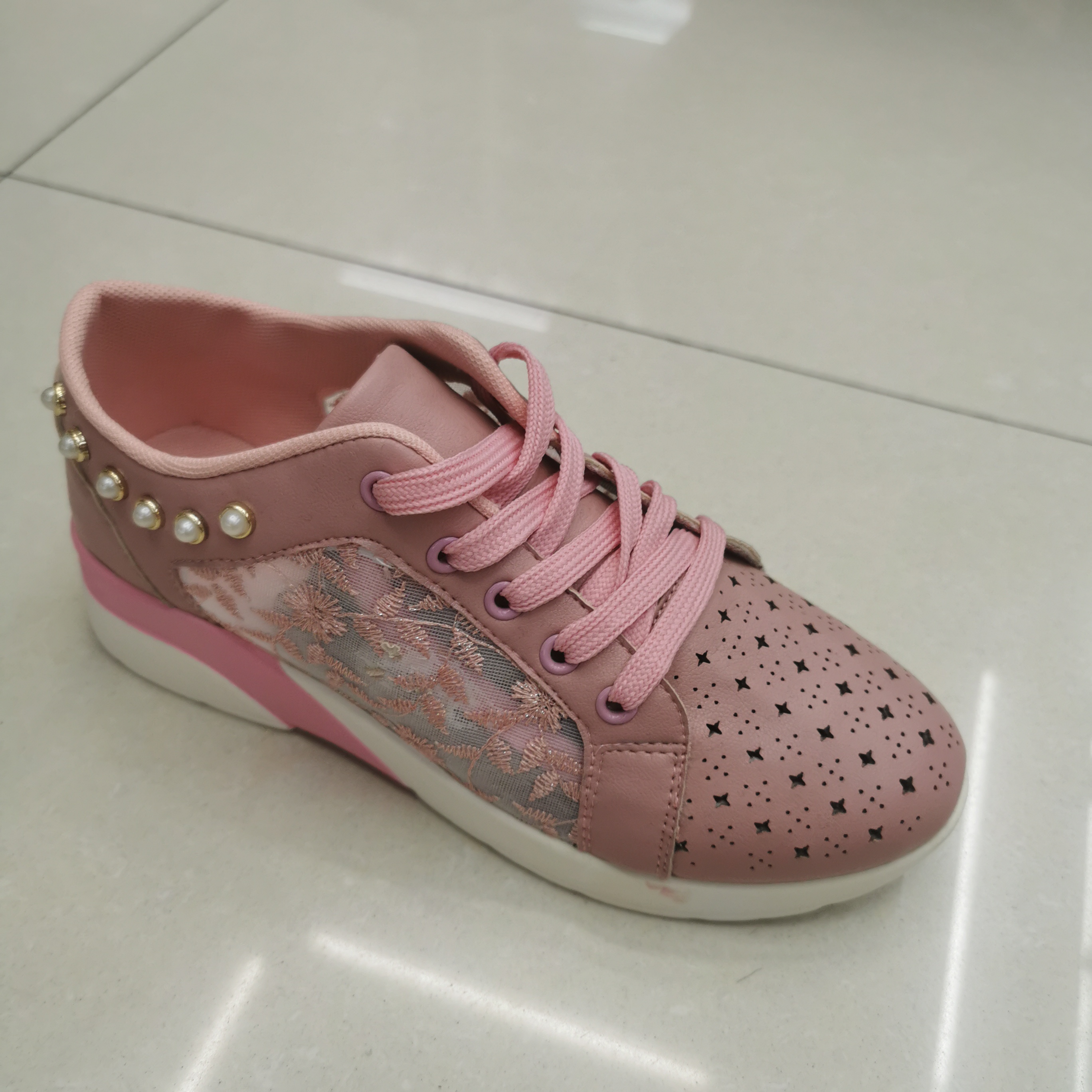女士休闲鞋单鞋