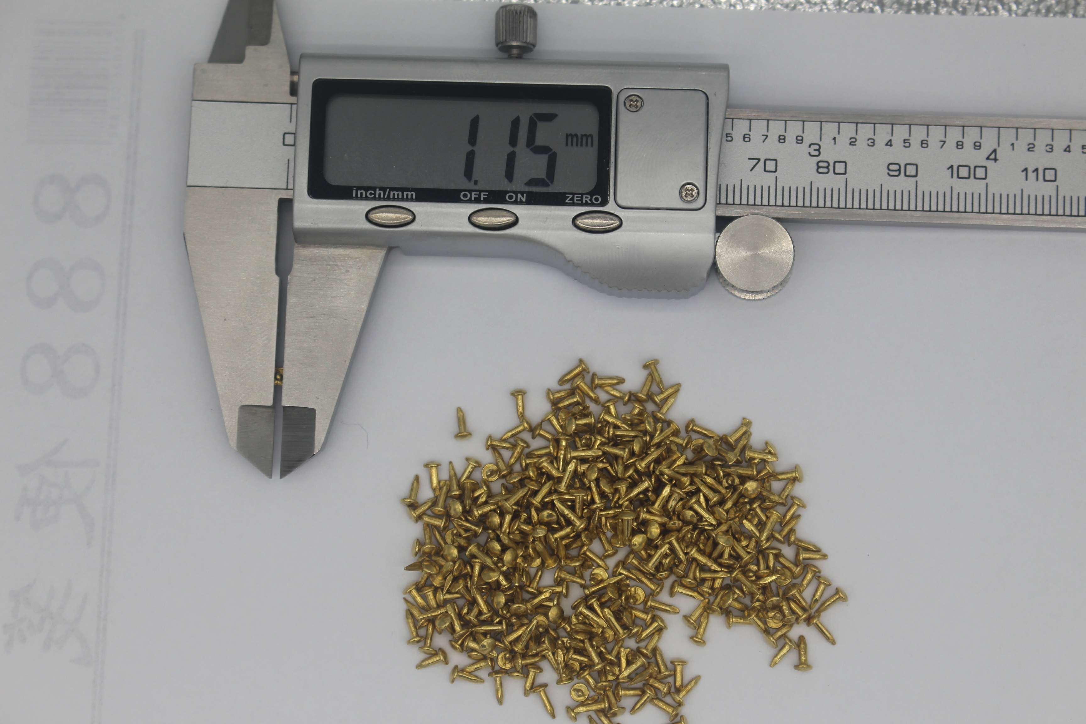 1.2*5mm round head nails (yellow), sold by jin, available in stock Application Scenario