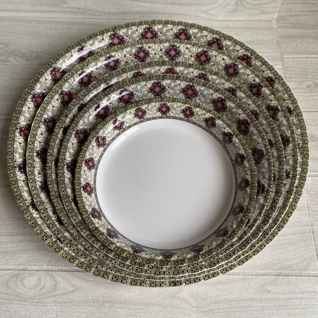 Melamine plate