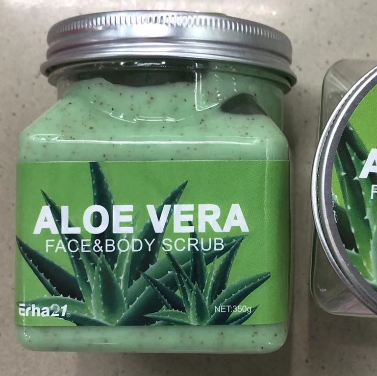 Aloe vera scrub full figure
