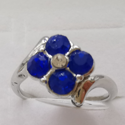 Royal blue rhinestone four-diamond alloy ring thumbnail