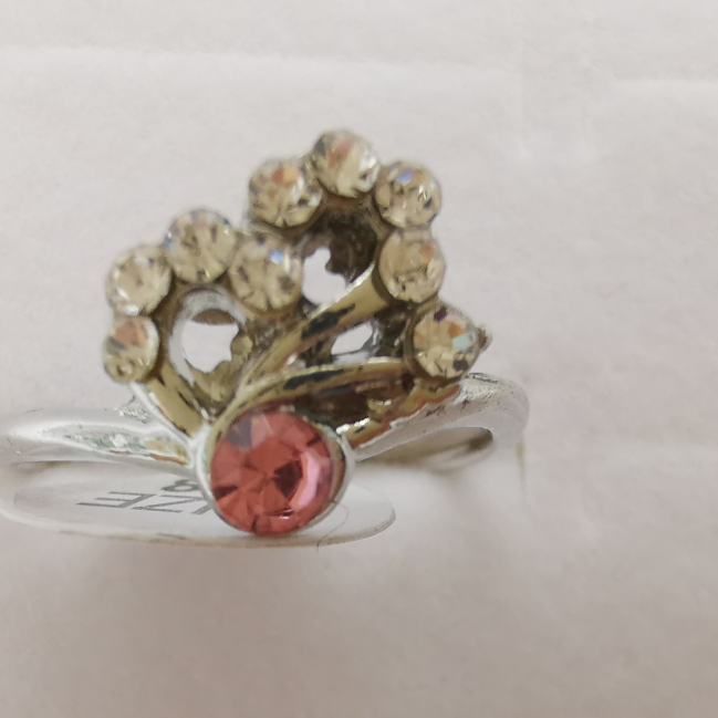 Rhinestones and gold rings 5 plated white k