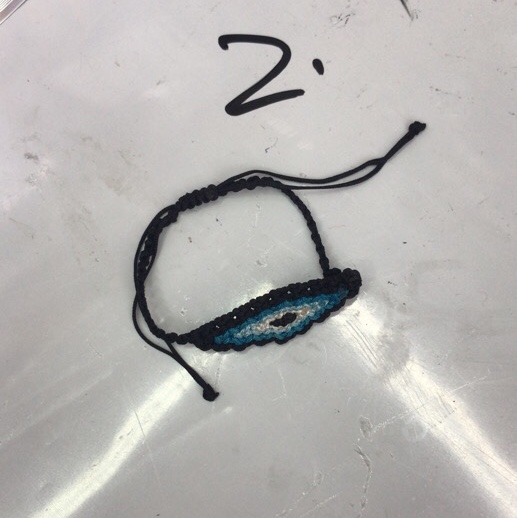 Black eye bracelet