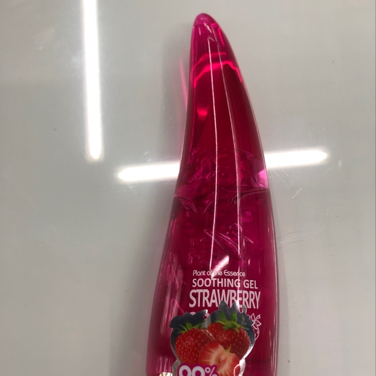 Strawberry gel full figure