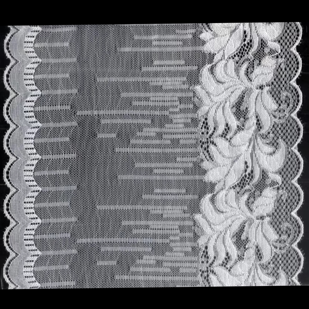 ٢٦ وَيُصْنَعُ قِمَادِينِ ٱلْأَشْرَافِ بِٱلزَّهْرِ