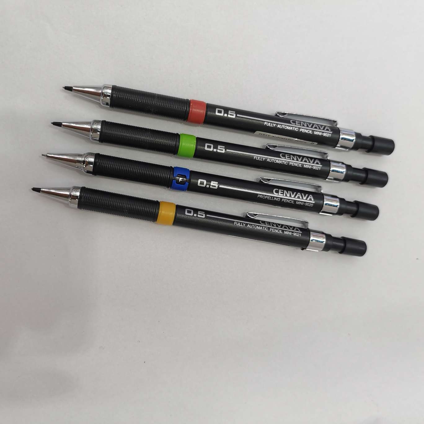الأقلام الرصاص الأوتوماتيكية تعمل على النشاط Specification image