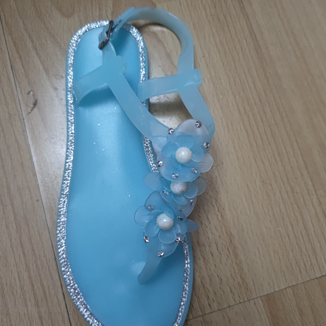 Crystal shoes in blue