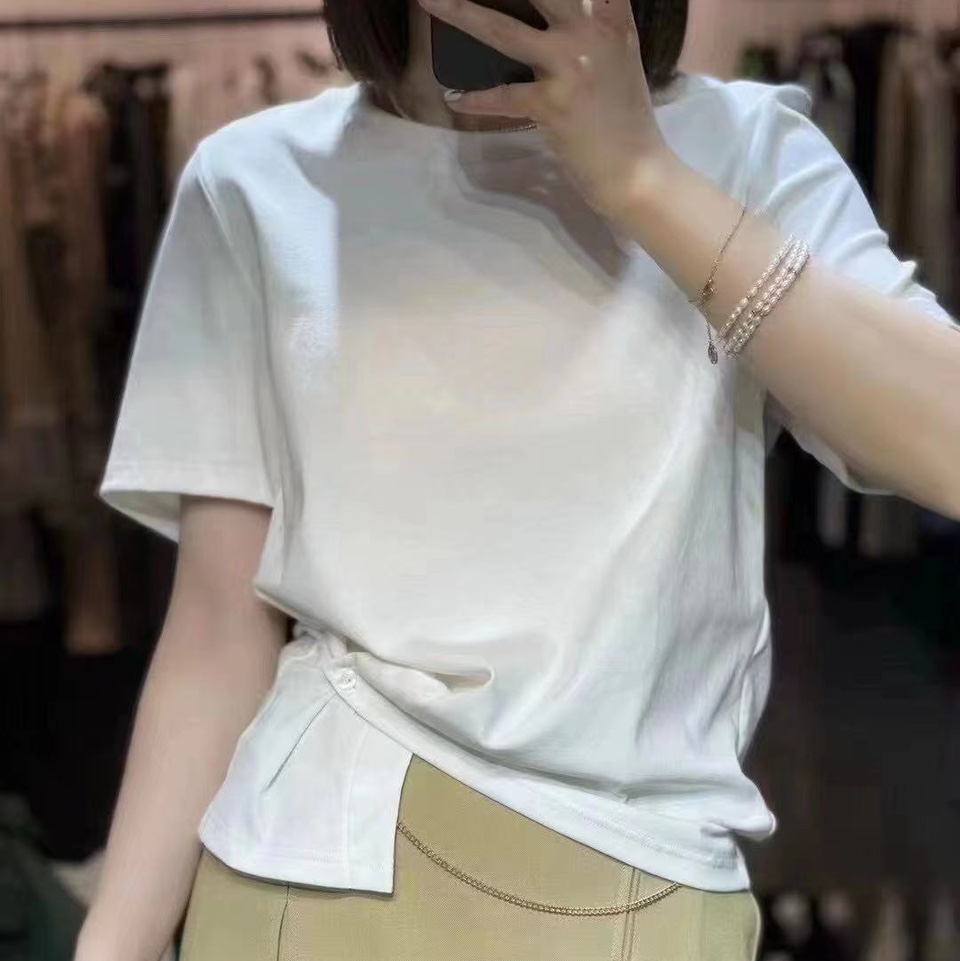 White T-shirt