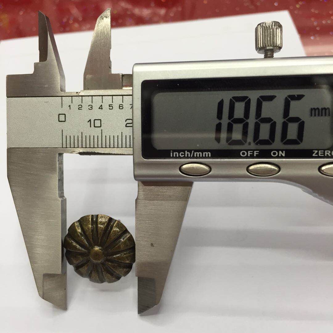 19mm flower-patterned nail (antique bronze) Specification image