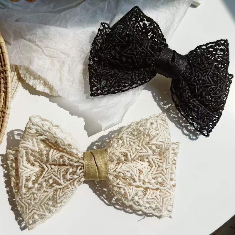 diy hair accessories with large lace bows