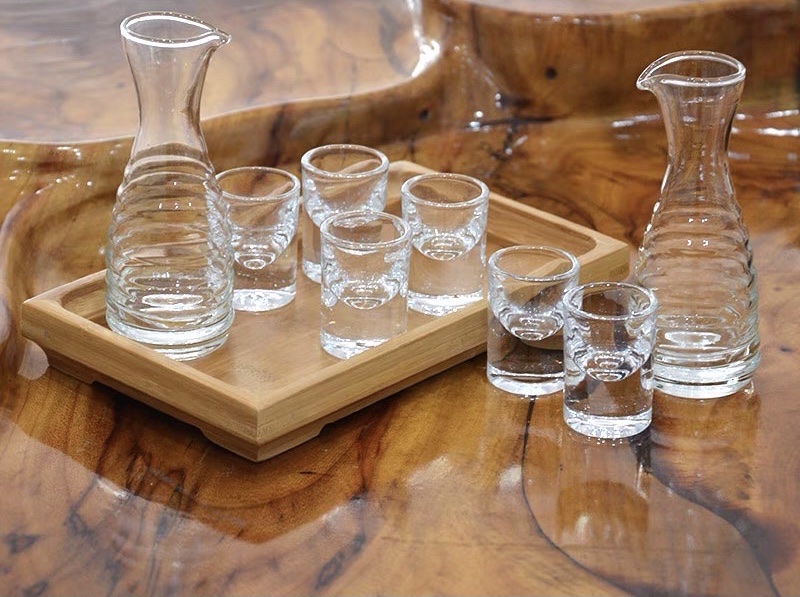 Household lead-free glass wine dispenser, 100-milliliter transparent liquor dispenser, small wine glass detail image 1