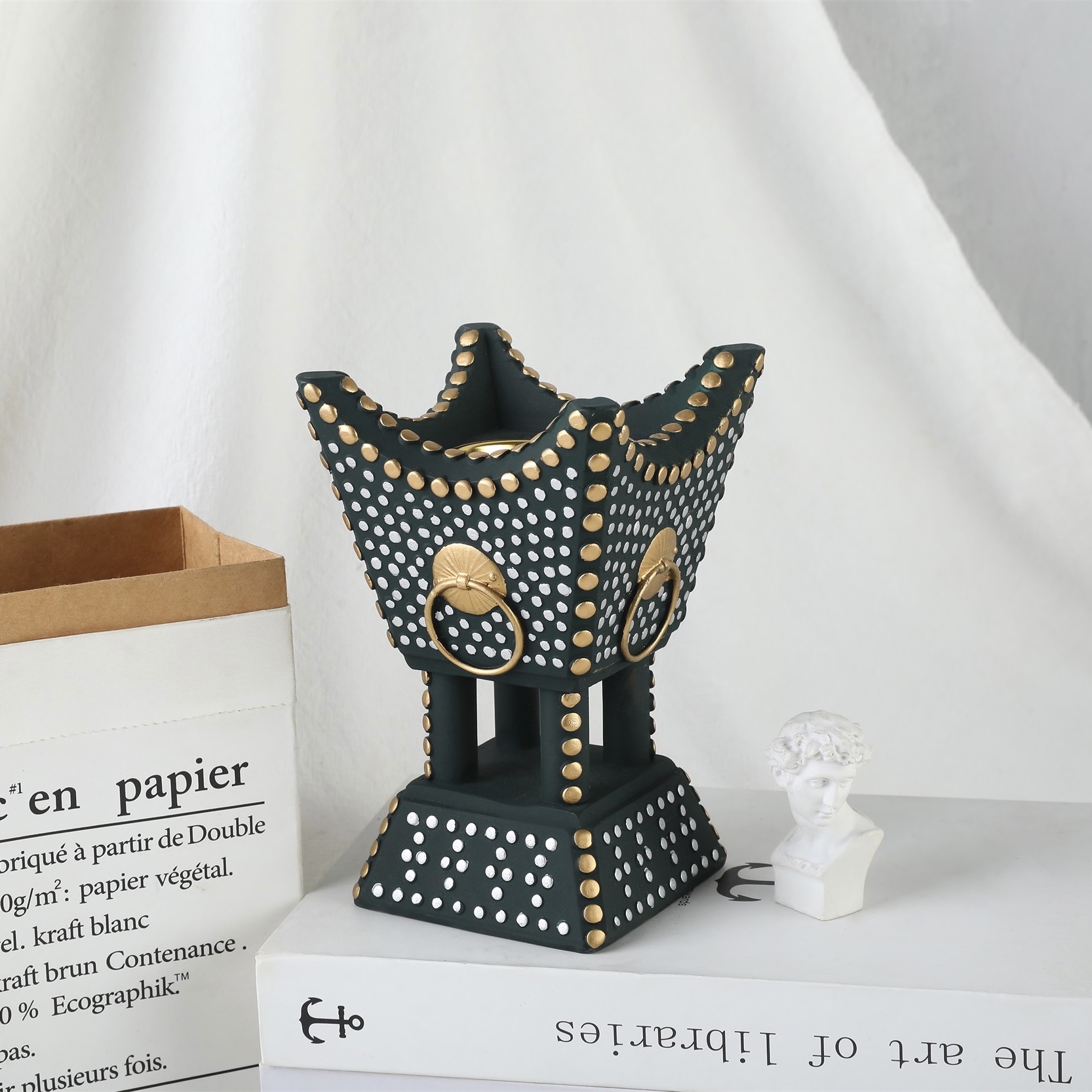 中东时尚香薰炉细节图