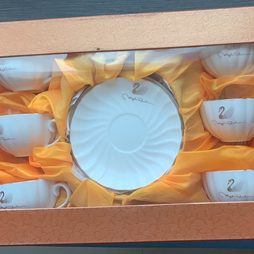Seis tazas seis platillos último