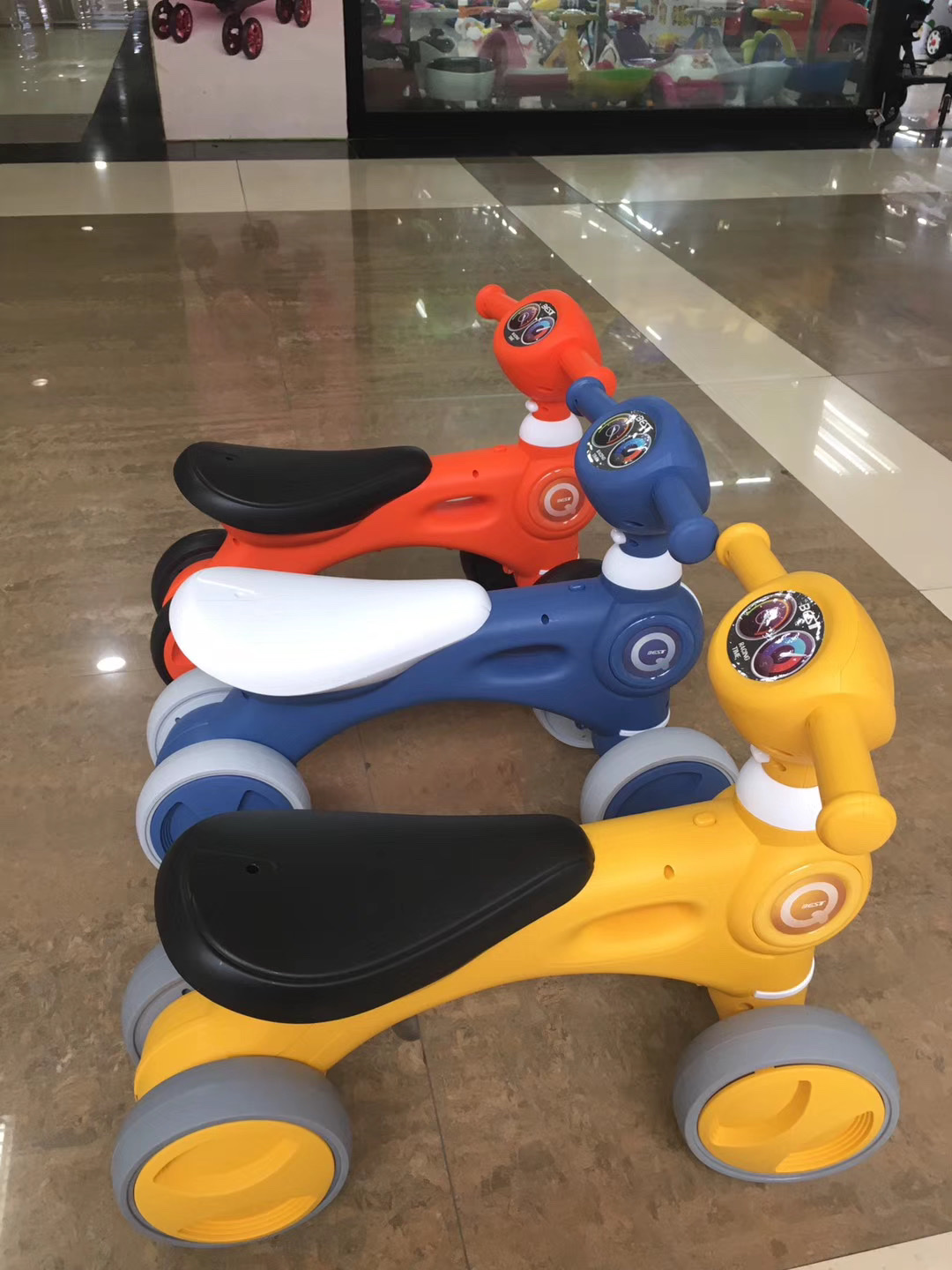 锋达6825高品质平衡四轮车！锻炼宝宝平衡能力！童车详情图3